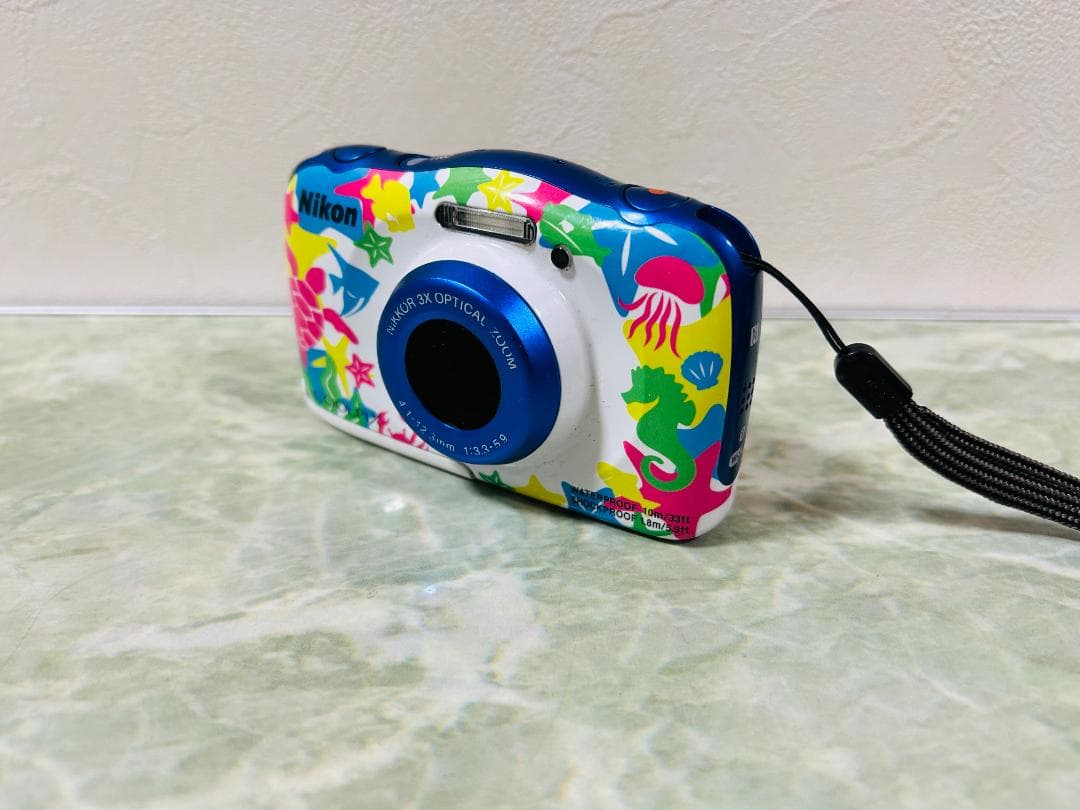 Nikon COOLPIX W100 マリンデザイン 防水 デジカメ