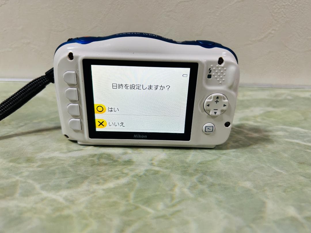 Nikon COOLPIX W100 マリンデザイン 防水 デジカメ