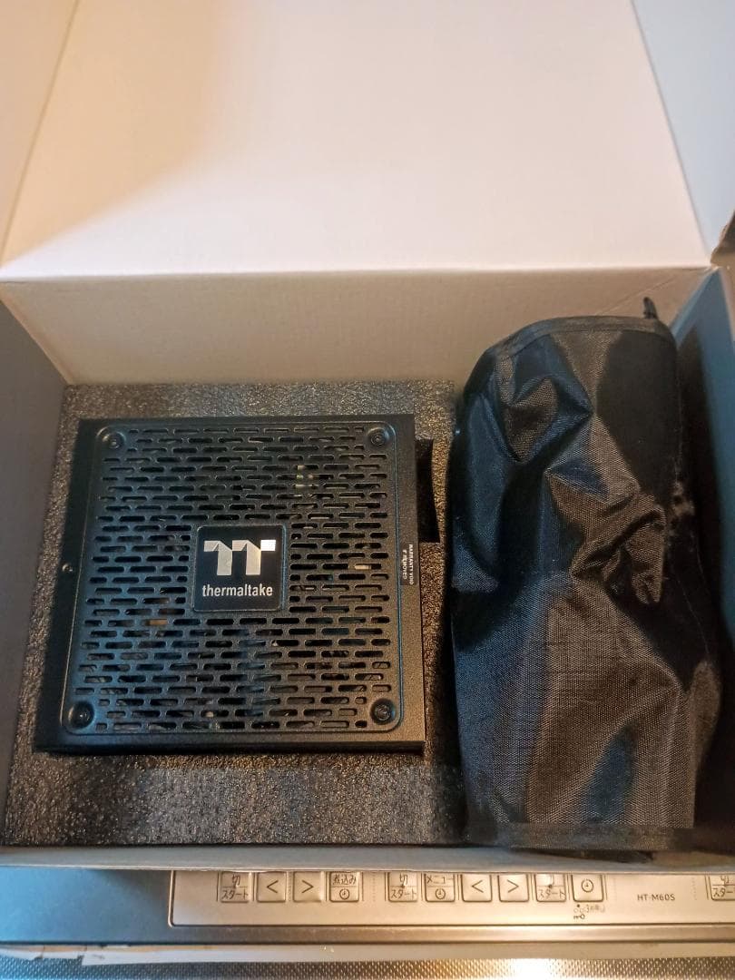 電源ユニット thermaltake TOUGHPOWER GF 750W