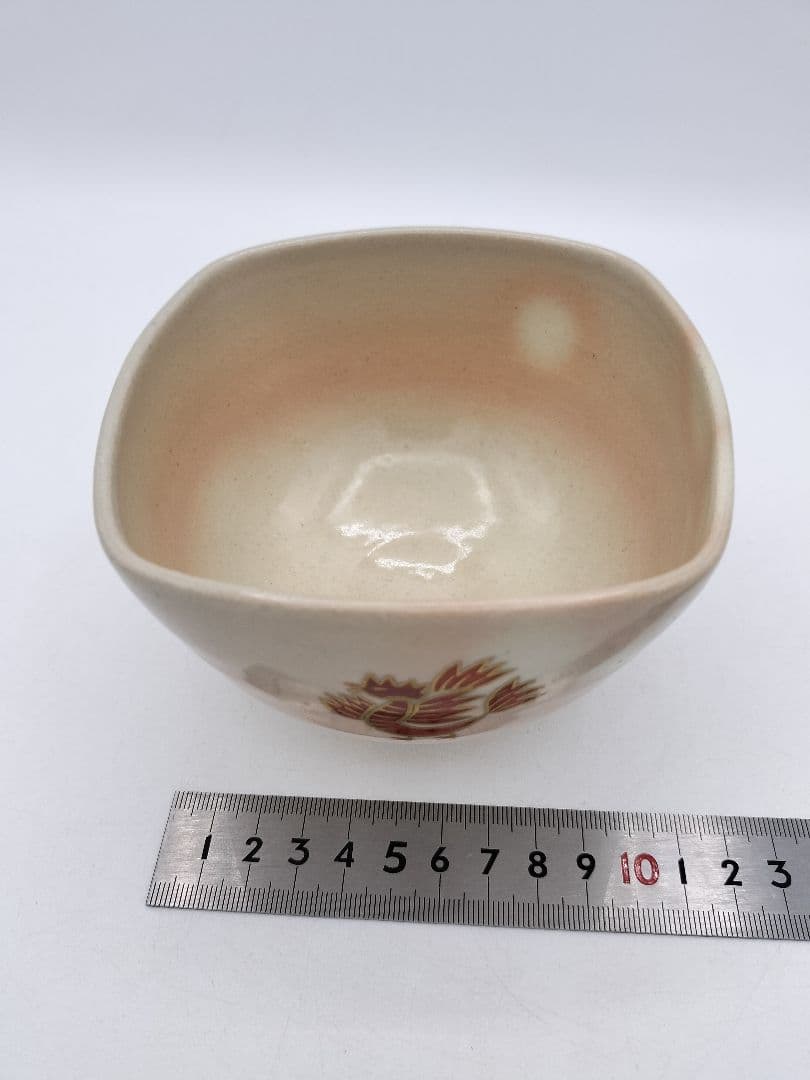 c813【新品・未使用】茶碗 四方 四神の絵 前田瑞雲 紙箱 茶道具
