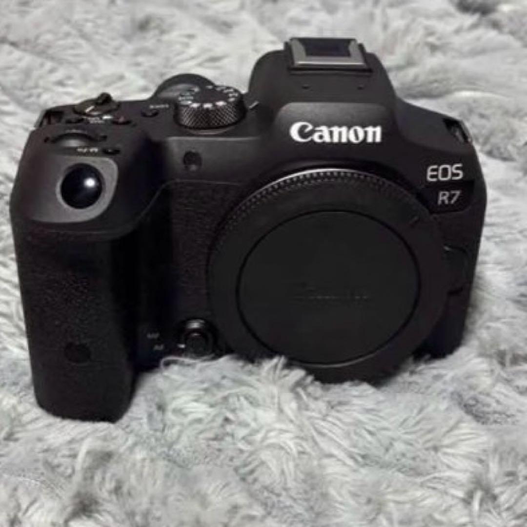 Canon EOS R7 レンズキット