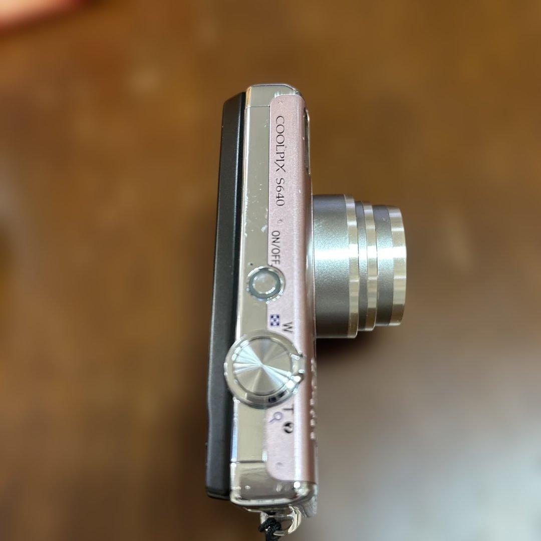 デジタルカメラ Nikon Coolpix S640