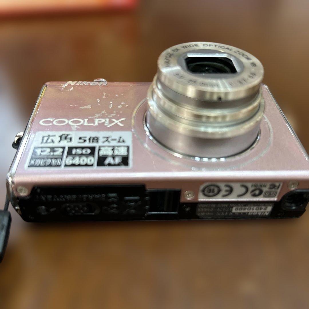 デジタルカメラ Nikon Coolpix S640