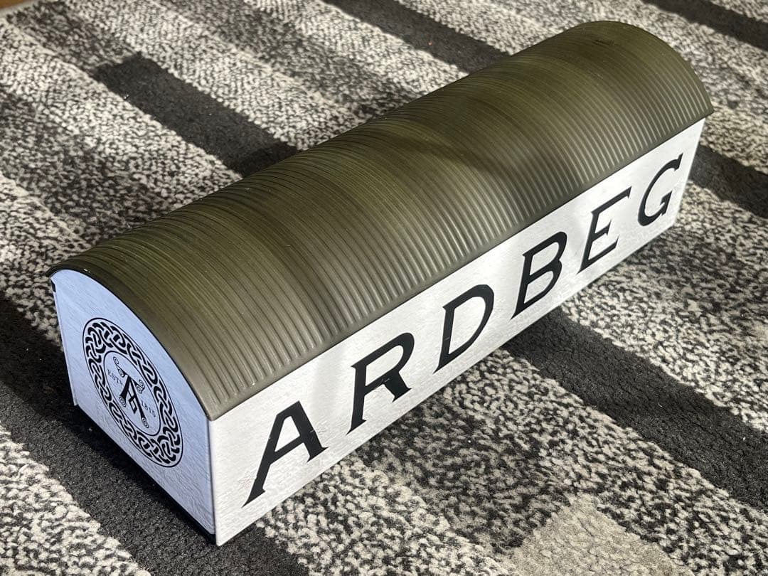 ＡＲＤＢＥＧ　ウイスキー　ウェアハウスボックス　　１０年　４６度　ＭＨＤ　モエ