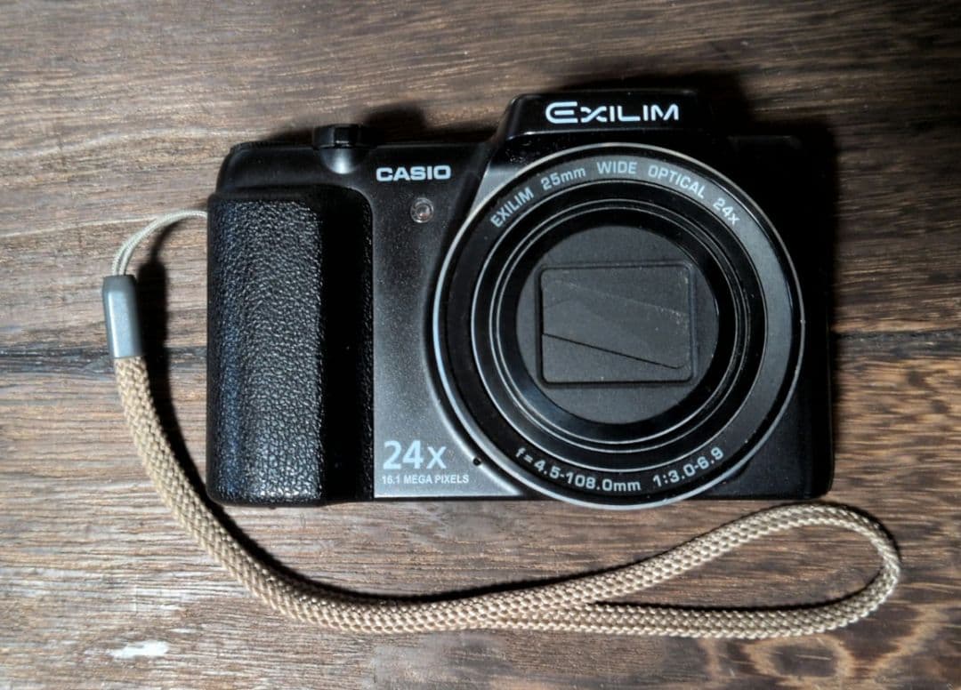 CASIO EXILIM EX-H60　ブラック　24倍ズーム