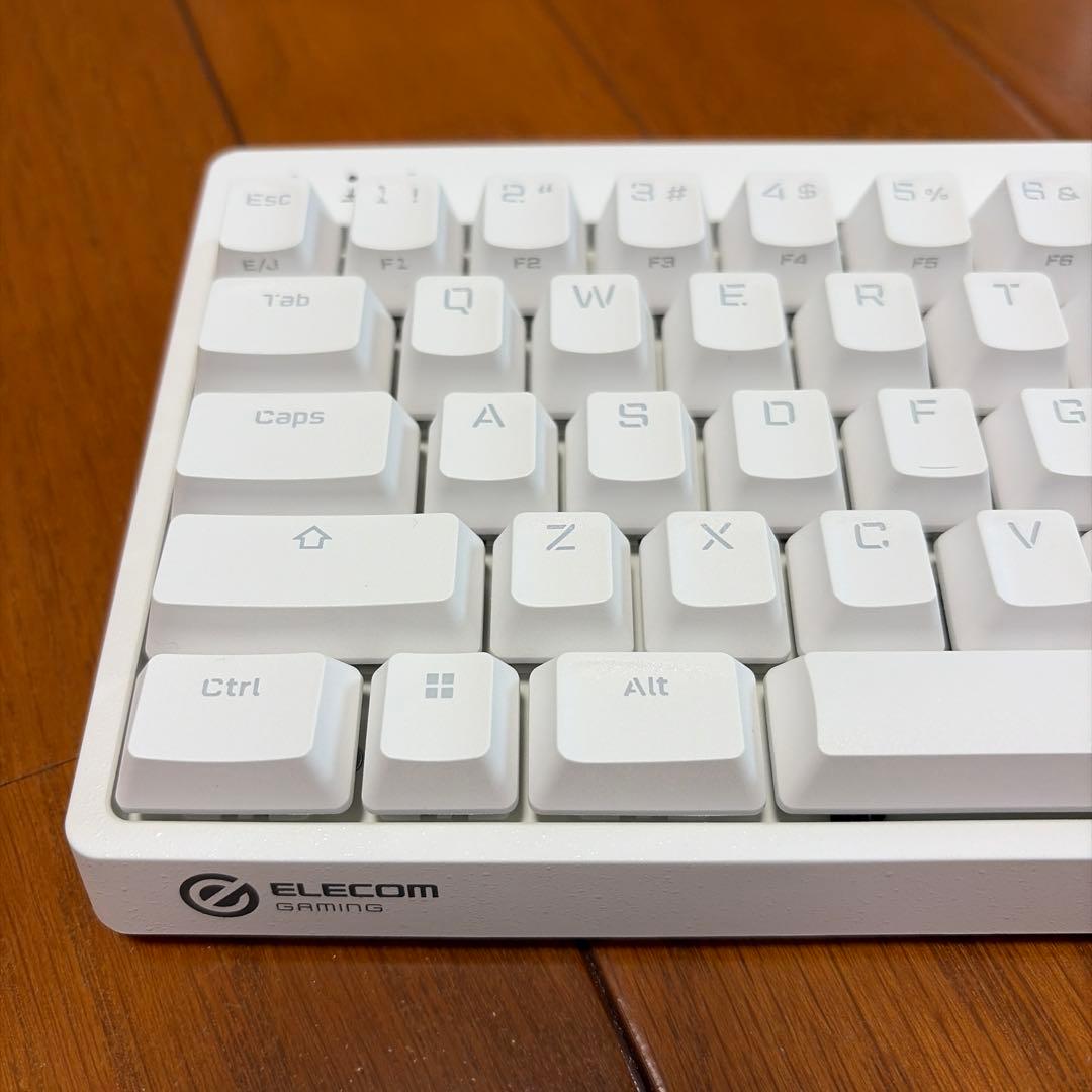 【極美品】エレコム Vcustom VK600A ホワイト ゲーミングキーボード