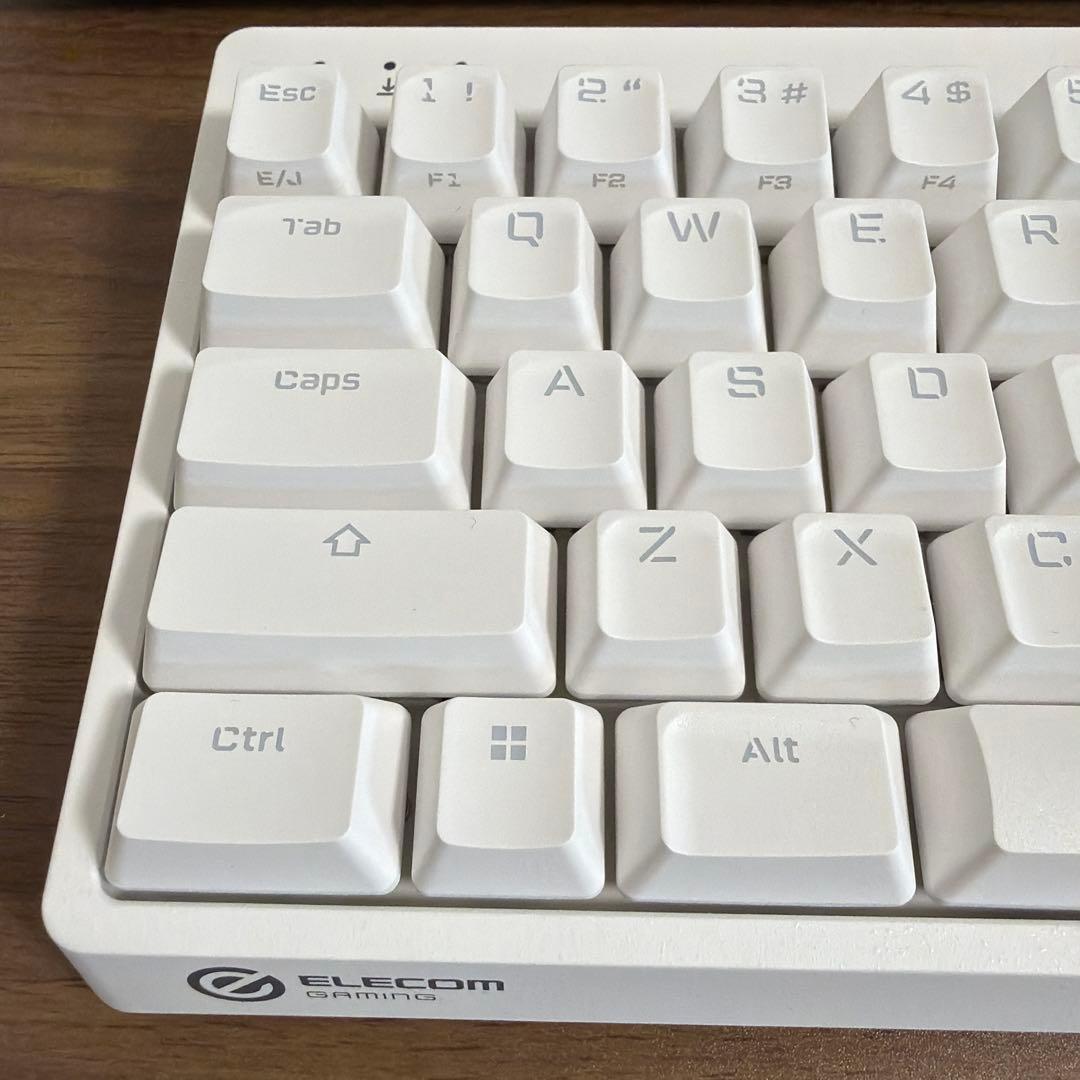 【極美品】エレコム Vcustom VK600A ホワイト ゲーミングキーボード