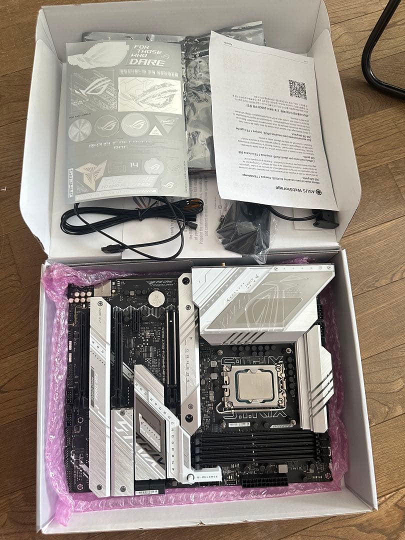 マザーボード ASUS ROG STRIX Z790-A GAMING WIFI D4