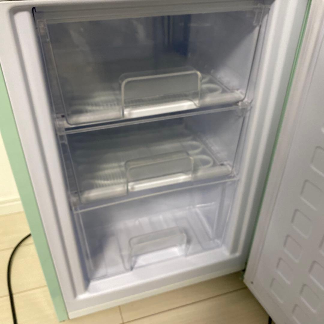 【アイリスオーヤマ】ミントグリーン レトロ冷蔵・冷凍庫 130L