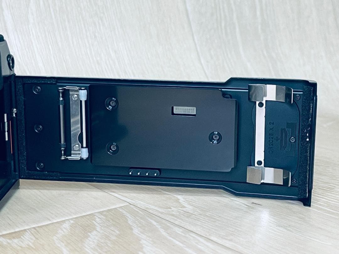 CONTAX コンタックス 167MT フィルム一眼レフ ボディ