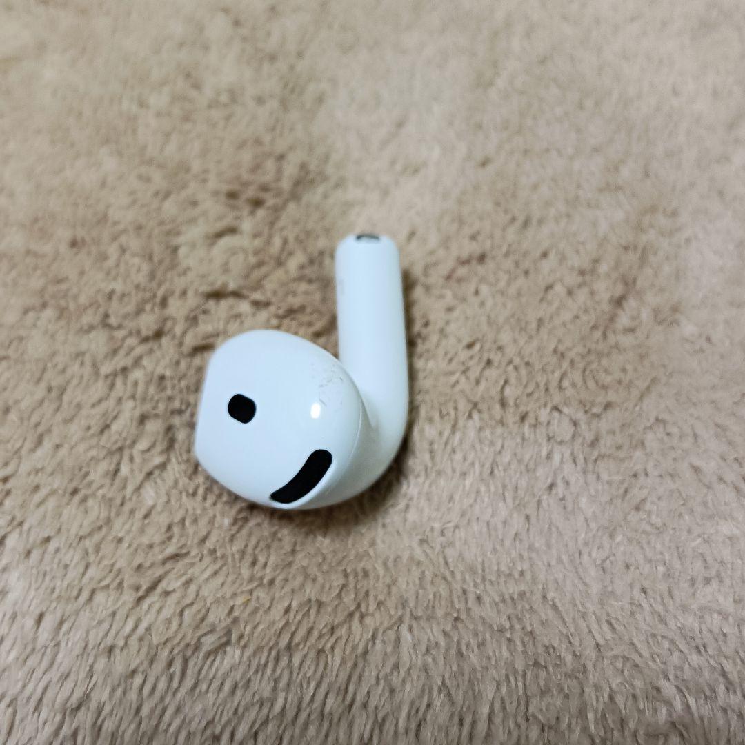 Apple AirPods 第4世代 左耳のみ L　02
