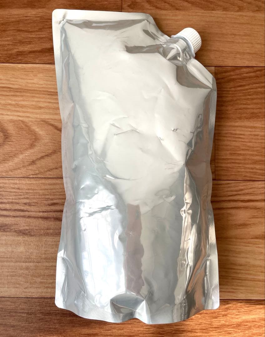 Aujua スカルプケア モイストカーム 1000ml