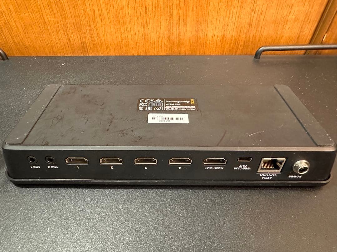 Blackmagic Design ATEM Mini 本体＋電源アダプター