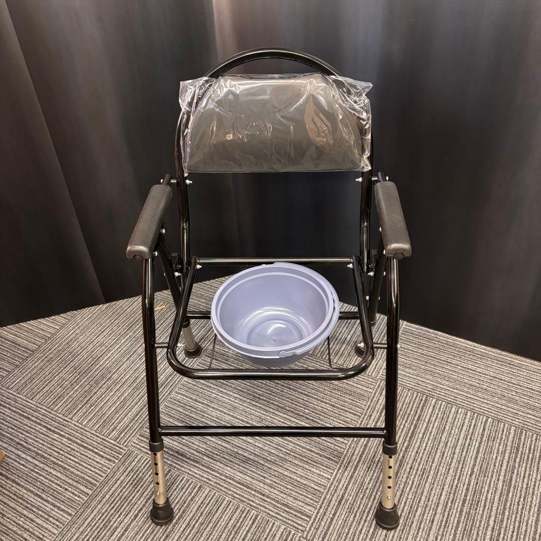 介護用椅子 ポータブルトイレ機能付き