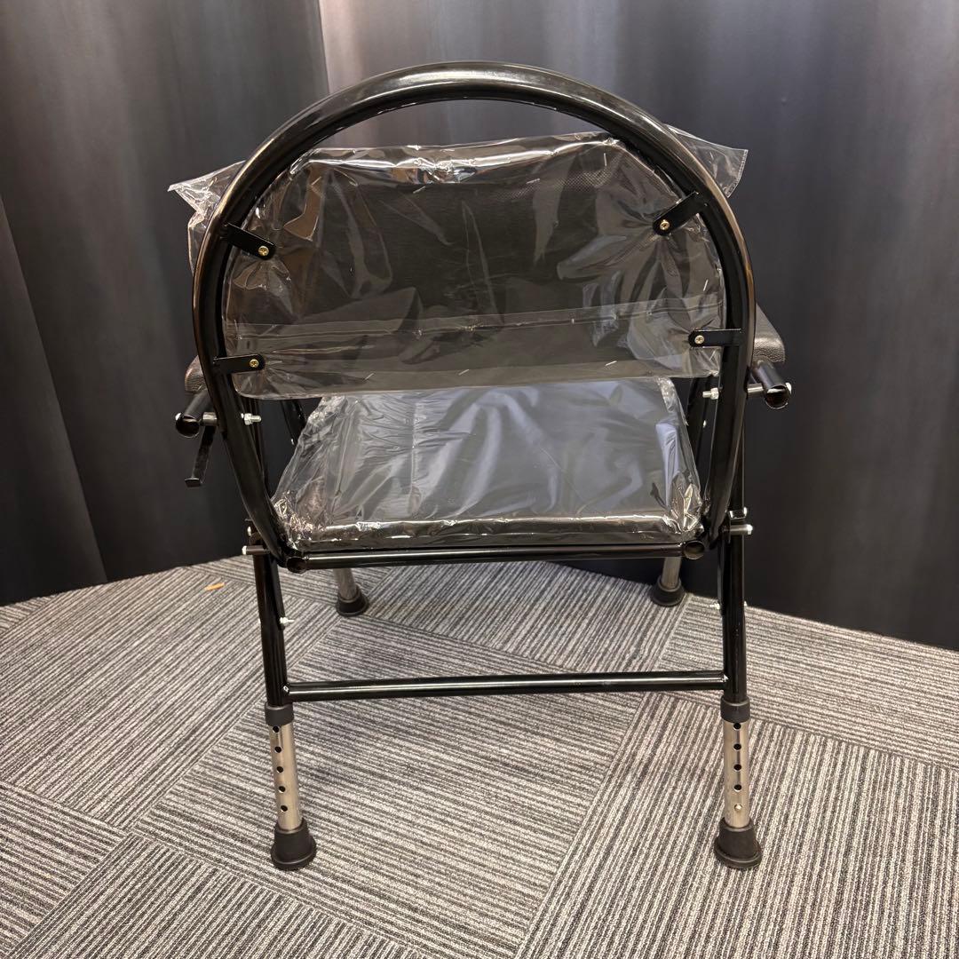 介護用椅子 ポータブルトイレ機能付き