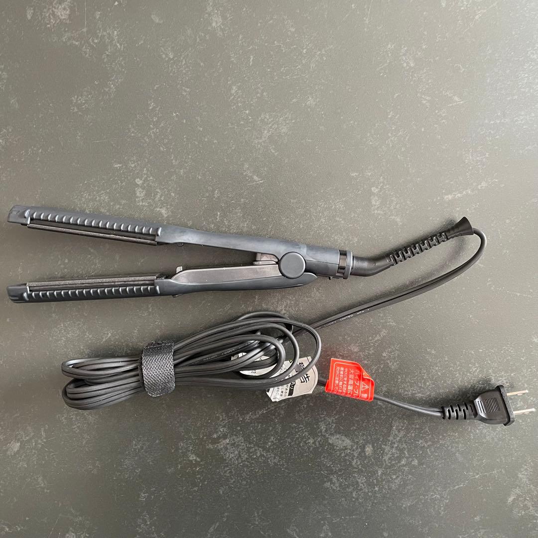 【美品】マグネットヘアプロ　ストレートアイロン