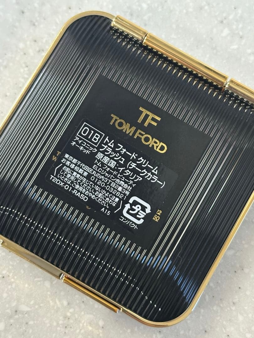 ほぼ未使用 伊勢丹限定トムフォード クリームブラッシュ 01B