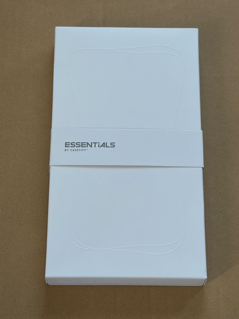 casetify iPhone17 ウェーブシリコンケース　ホワイト