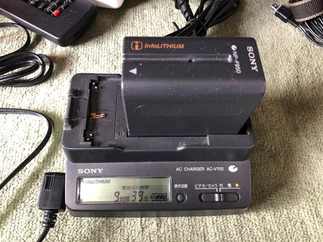 ビデオカメラ SONY DCR-TRV8 MiniDV