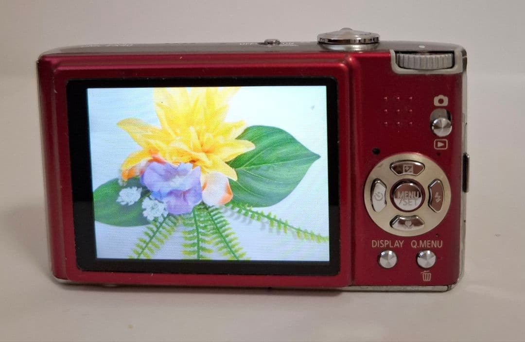 「[準美品] Panasonic LUMIX DMC-FX40 コンデジ