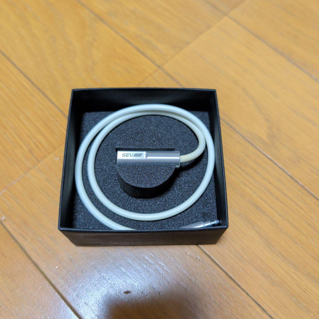 SEV Looper type M ホワイト ネックレス