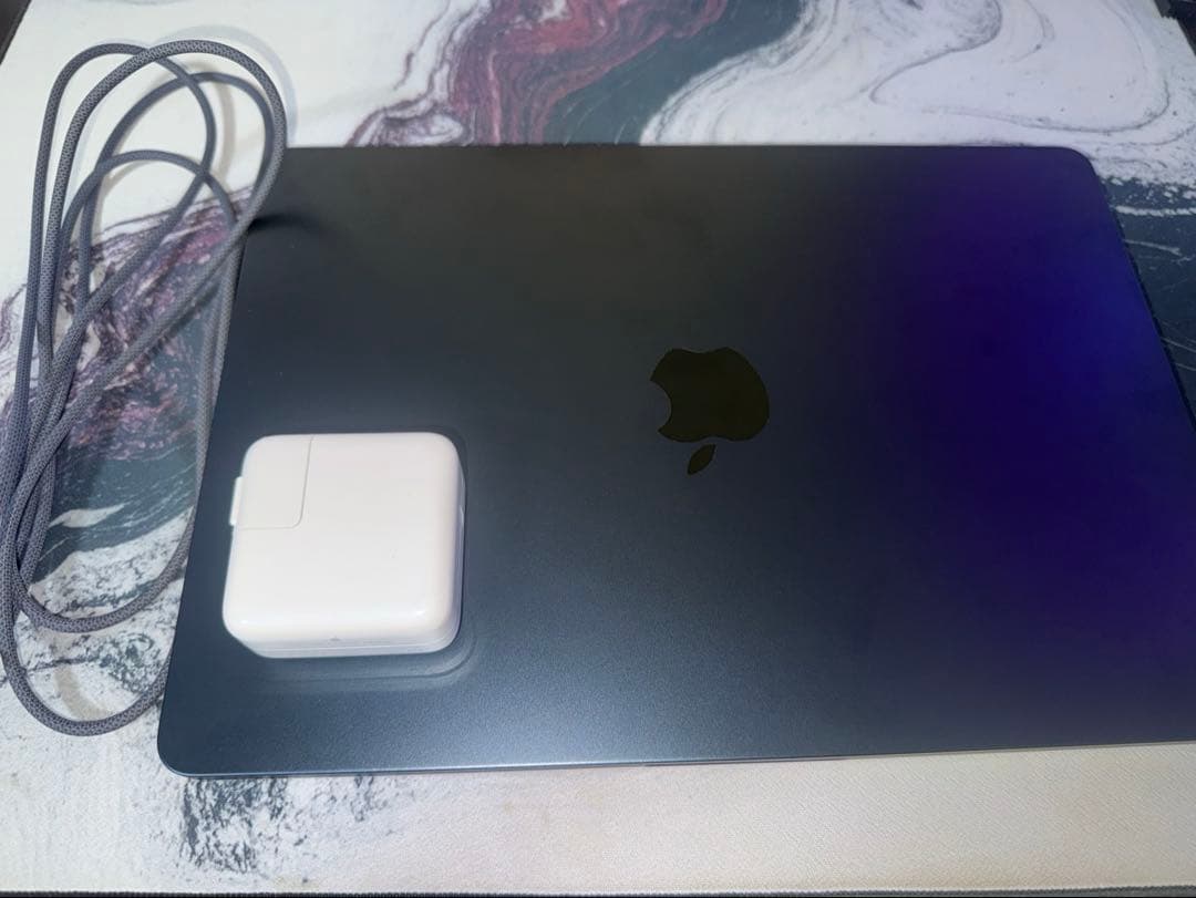 MacBook Air M2 8GB 256GB ミッドナイト 美品 箱無し