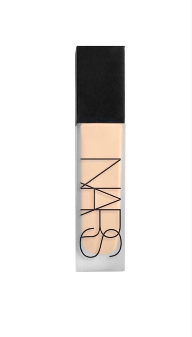 NARS ナチュラル　ロングウェア　ファンデーション