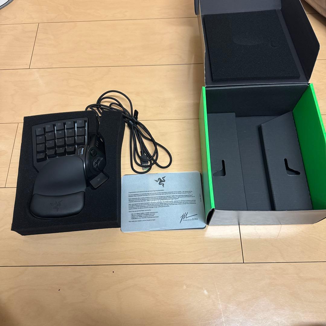 Razer TARTARUS V2 メカメンブレンゲーミングキーパッド 本体