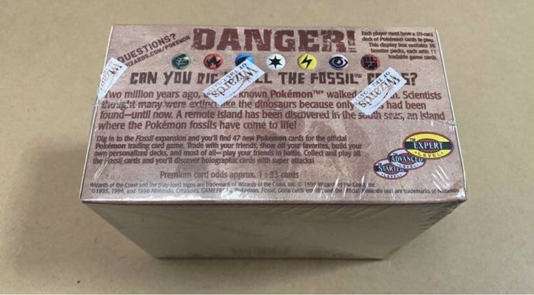 ポケモンカード Fossil 1st Edition 英語版　未開封box