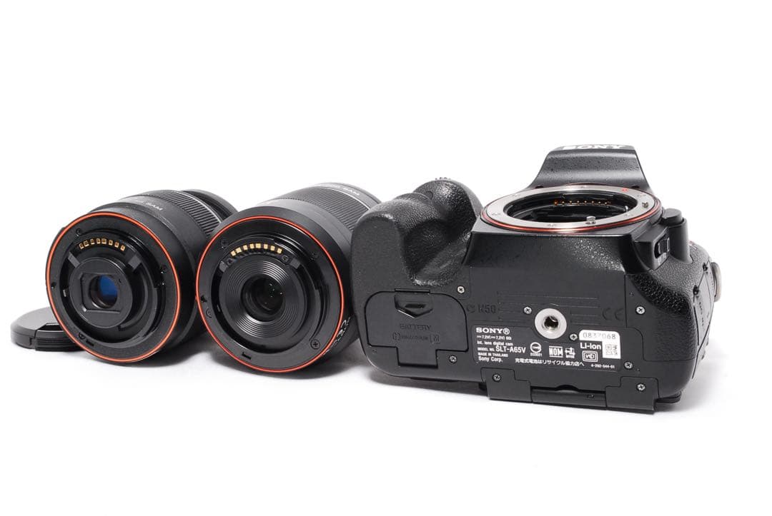 SONY α65◆ショット数少なめ◆元箱＆カメラバッグ付き◆一眼レフカメラ◆美品