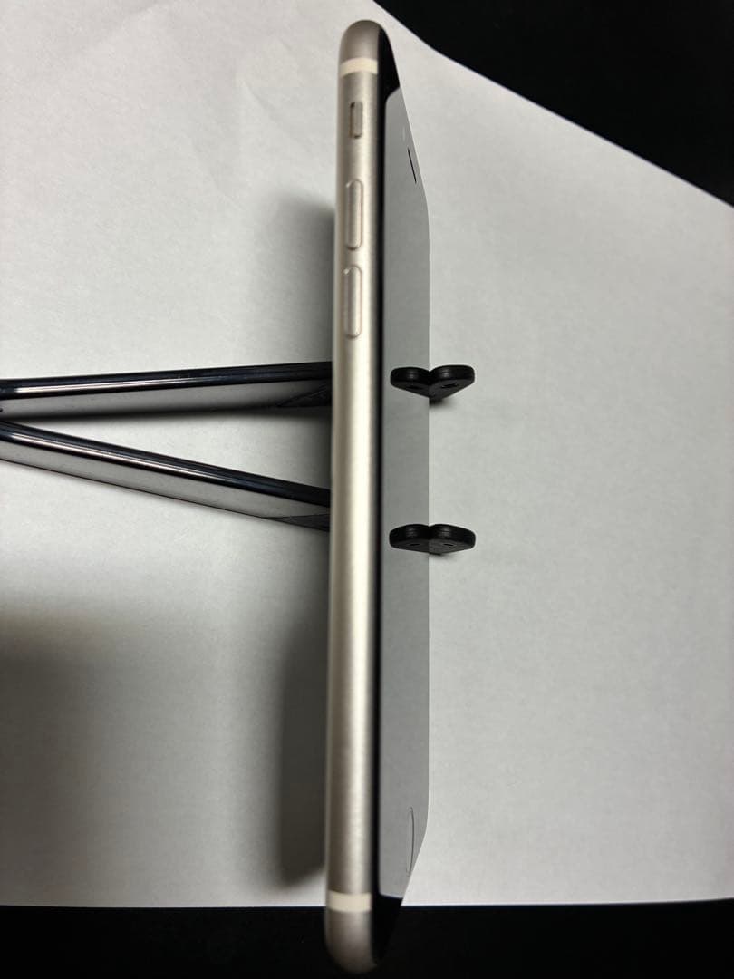 Apple iPhone SE3 128g タッチ不良あり　ジャンク