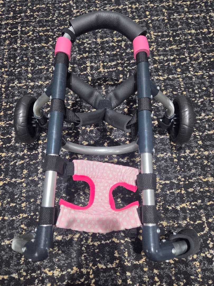 【期間限定値下げ】小型犬用☆四輪車いす