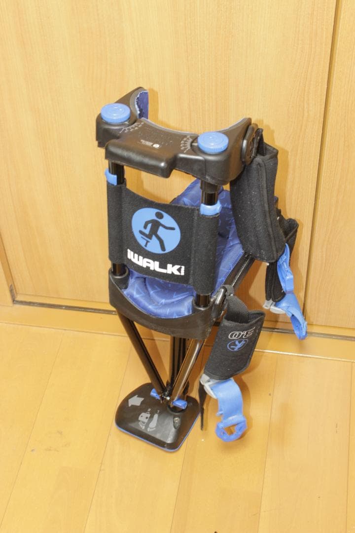お*け様 iWALKFree 3.0 ハンズフリー 松葉杖 中古 送料無料