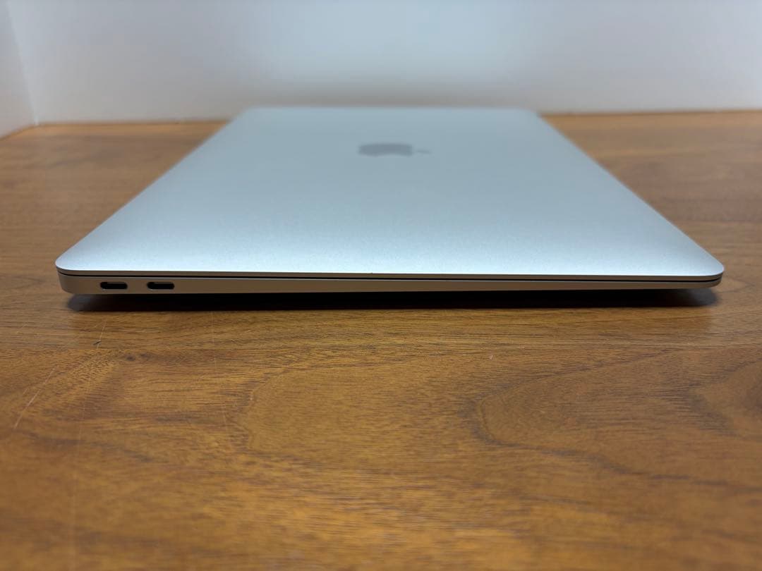 超美品❗️MacBook Air 2020 intel Win11Pro シルバー