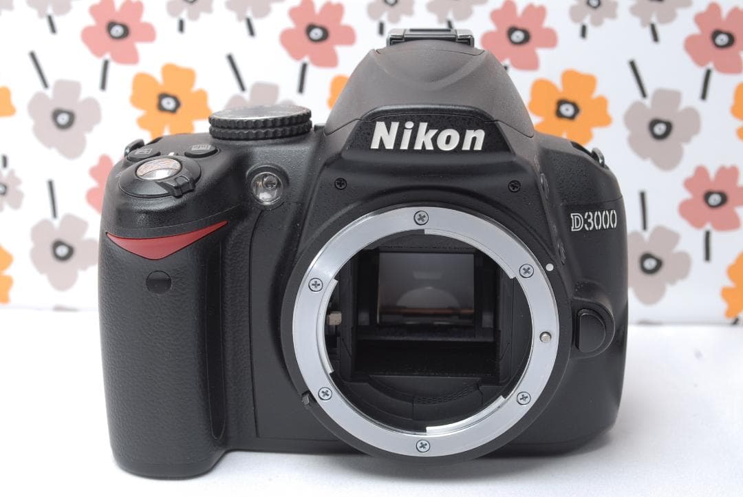 ❤Nikon D3000❤一眼レフカメラ❤卒業式の晴れ舞台に❤撮影基本セット❤