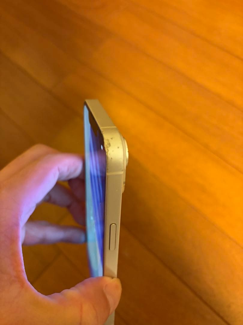 iPhone14 ボロボロです。 でも使えます いかがでしょうか