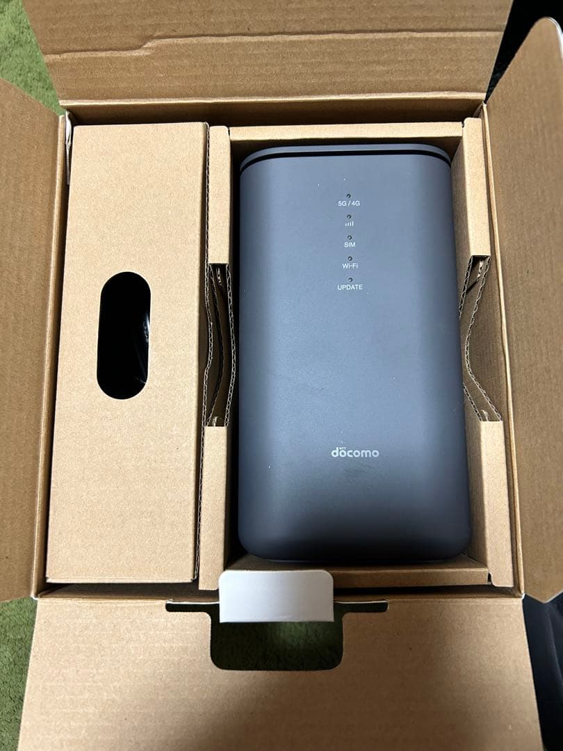 docomo  5G HR02 3ヶ月利用