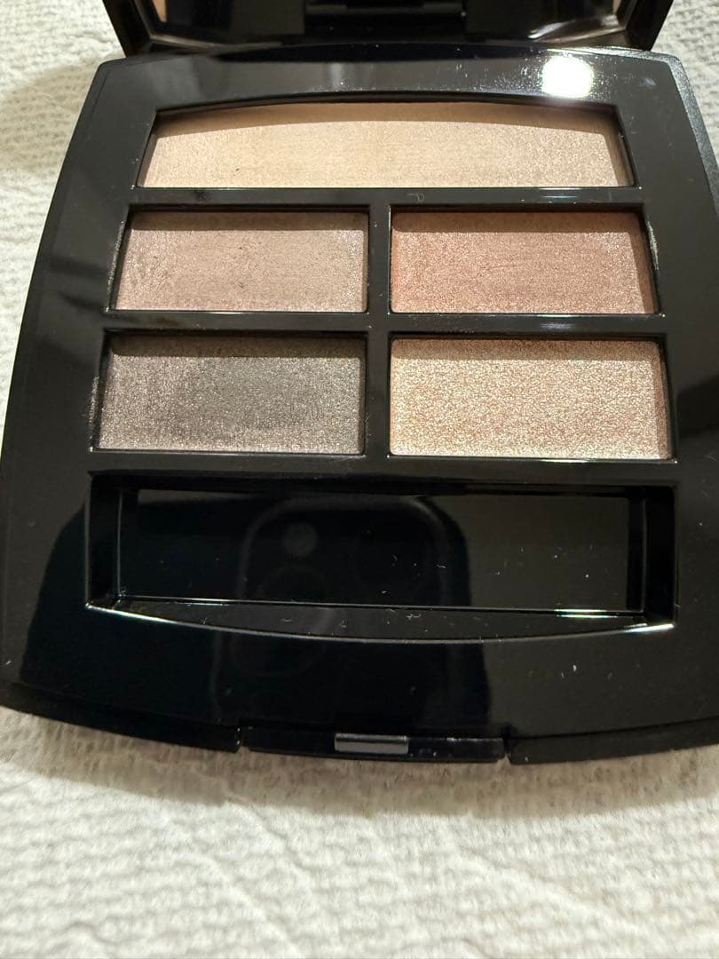 CHANEL レベージュパレット　ルガール　ミディアム