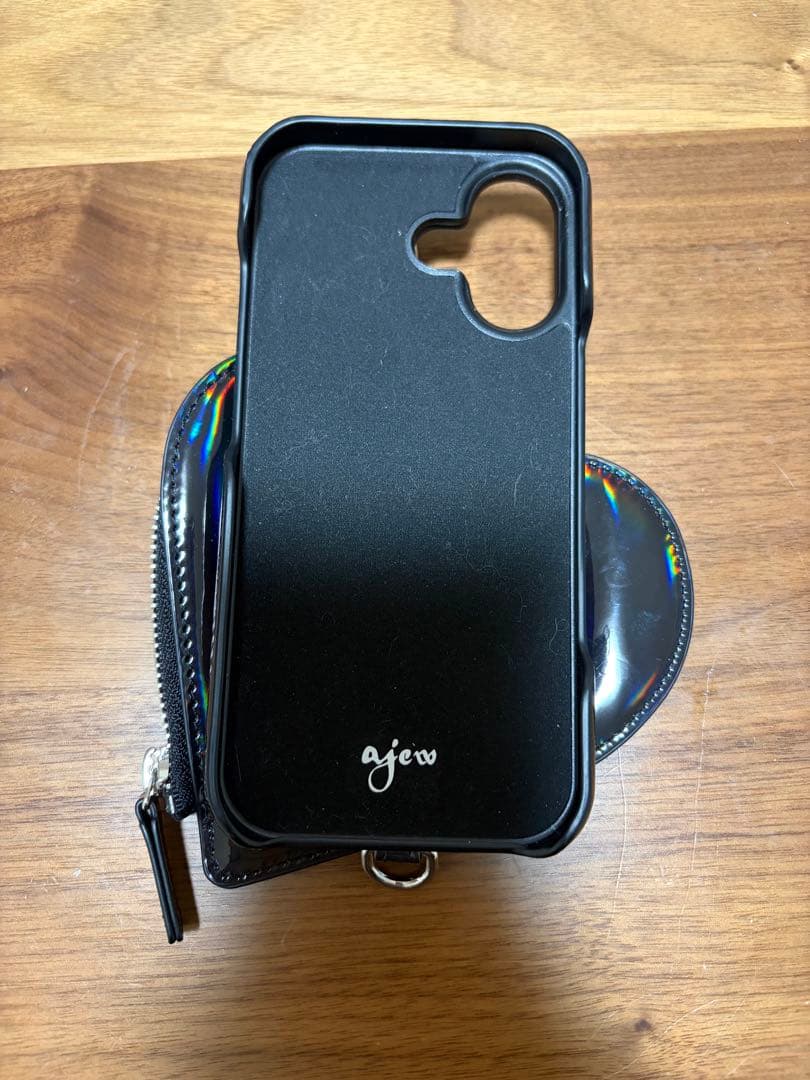 iPhone 17ケース ajew ハート型ケースとストラップセット