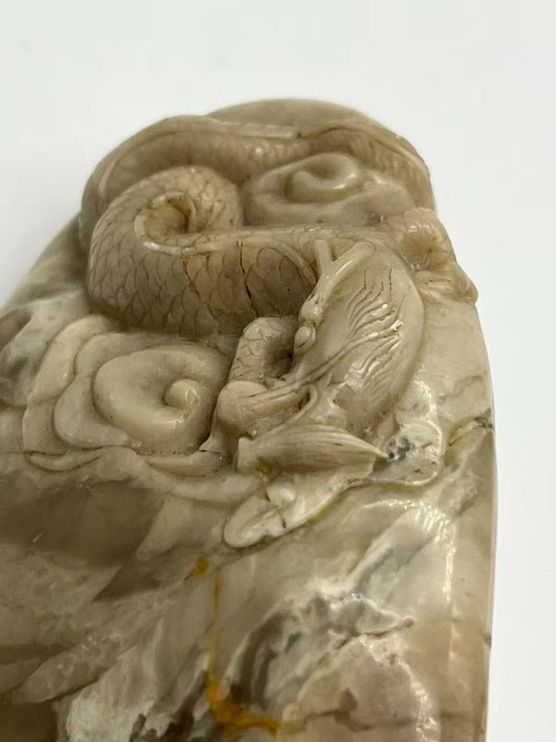 清時代　巴林石雲龍紋随形印材　巴林凍石吉祥昇天紋様印鑑　寿山石(F-219)