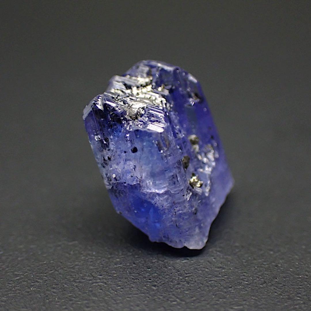 【タンザニア/メレラニ産】タンザナイト結晶