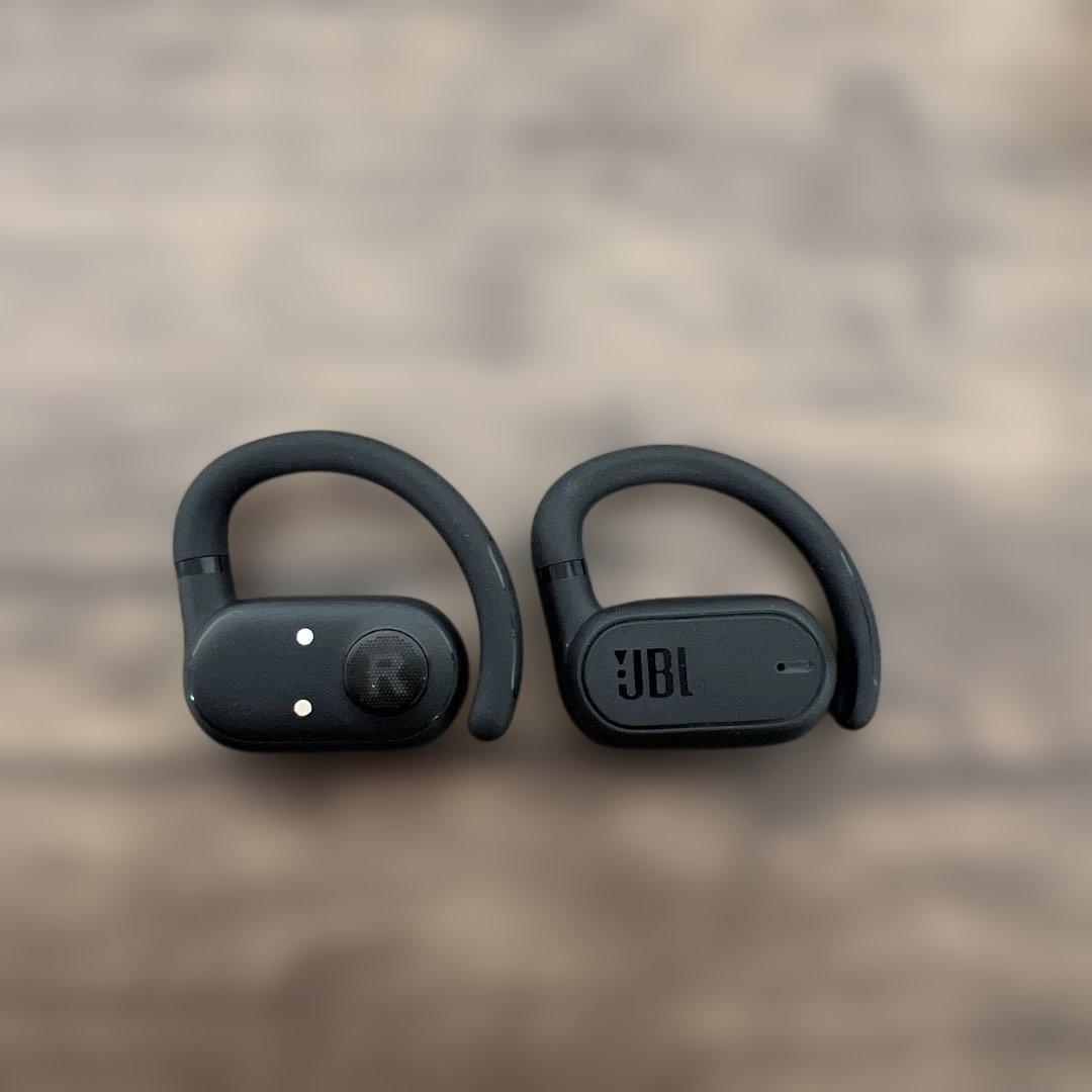 263007JBL SOUNDGEAR SENSE 完全ワイヤレスイヤホン