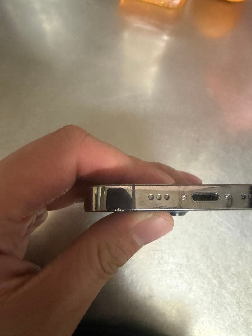 iPhone13pro 内カメラ結露　SIMフリー
