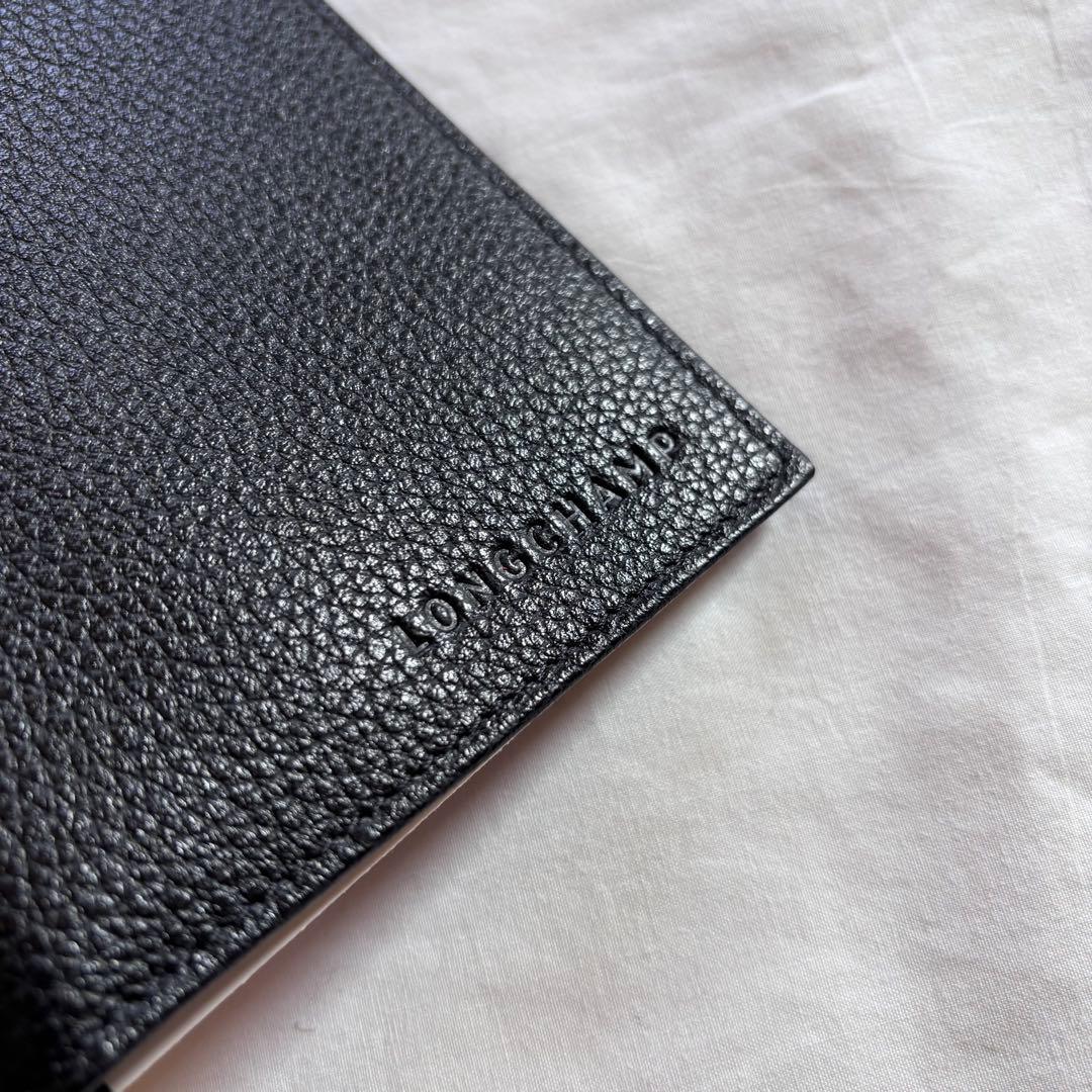《新品》LONGCHAMP ロンシャン ルフローネ レザーパスポートケースカバー