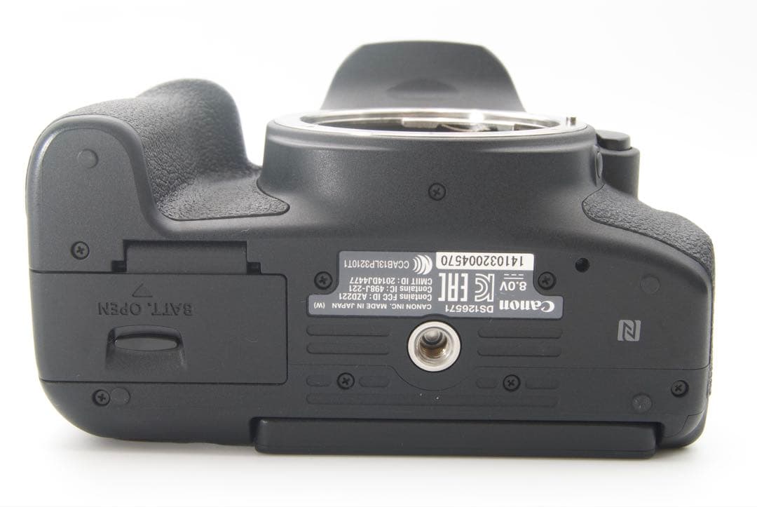 Canon EOS Kiss X8i レンズキット　デジタル一眼レフ　Wi-Fi