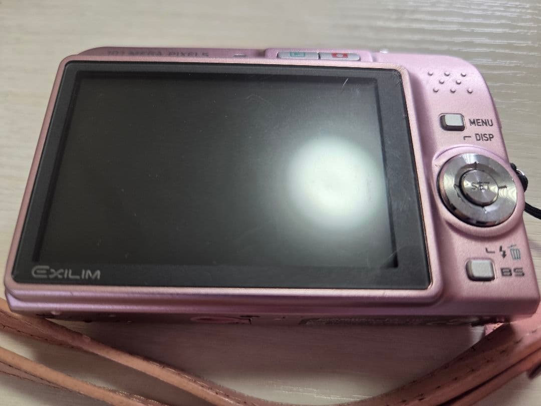CASIO EXILIM EX-Z1050　10.1メガピクセル 　ピンク