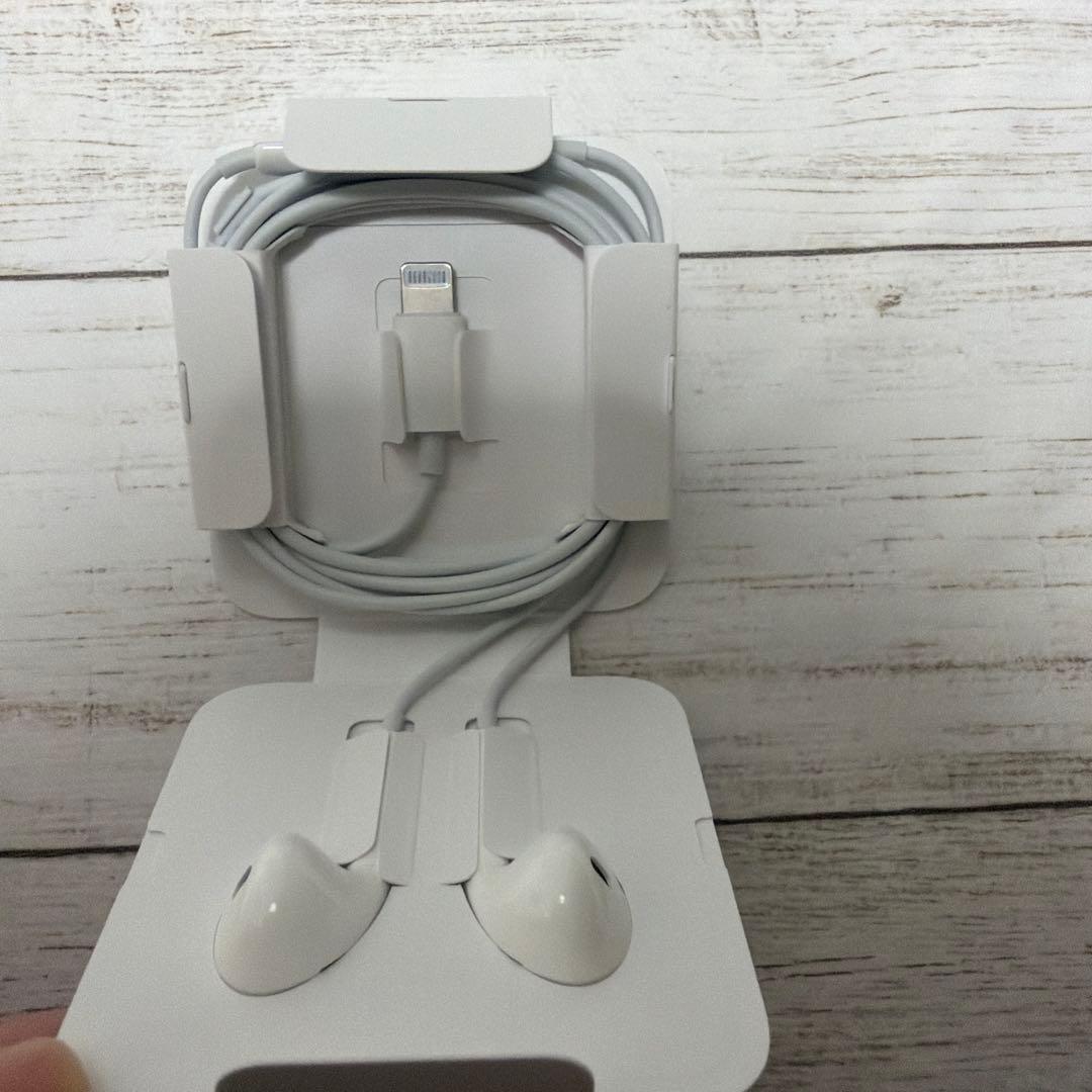 美品　iPhone12 128GB ホワイト（箱あり・付属品あり）