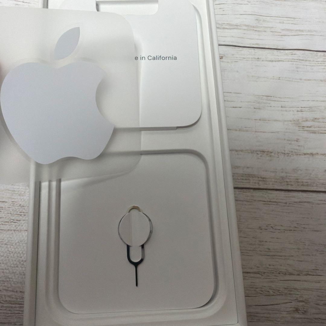 美品　iPhone12 128GB ホワイト（箱あり・付属品あり）