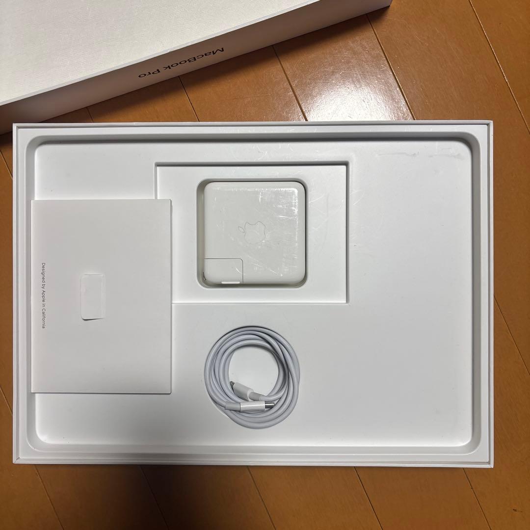 MacBook Pro 13インチ 2019 i7 16GB 1TB 4ポート