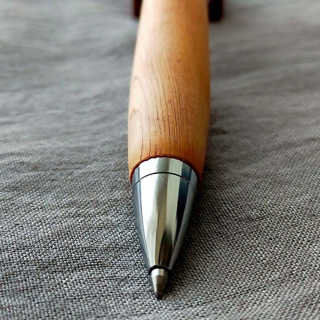 ハンドメイド　木軸ボールペン　屋久杉　0.5mm　ウッドペン　希少　G2